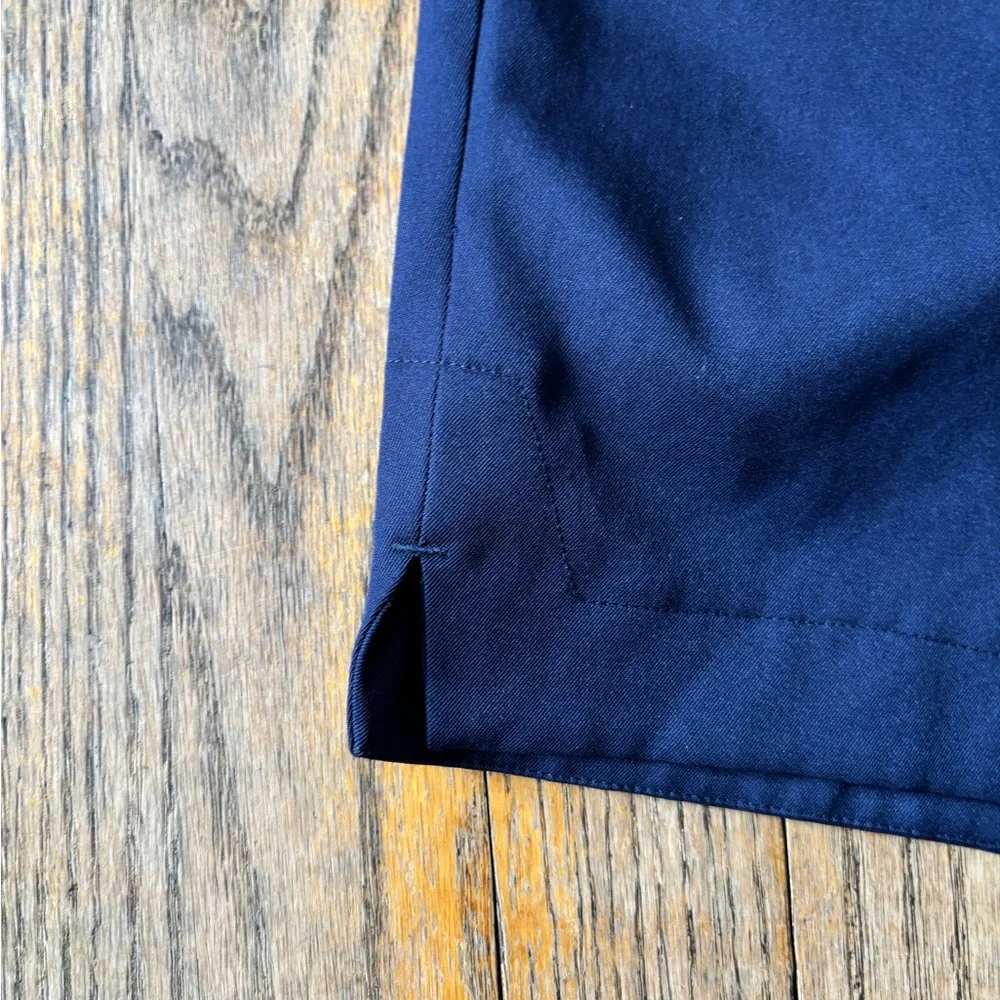 Lacoste SPORT Technical Gabardine Golf Bermuda Shorts - Picture 4 of 11